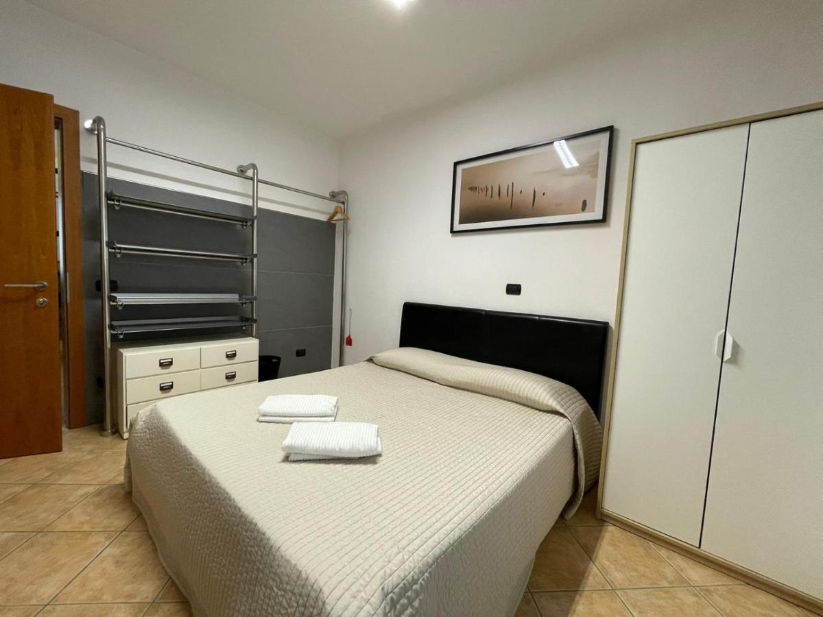 Garda Lake - Appartamenti Castelnuovo del Garda Eksteriør billede