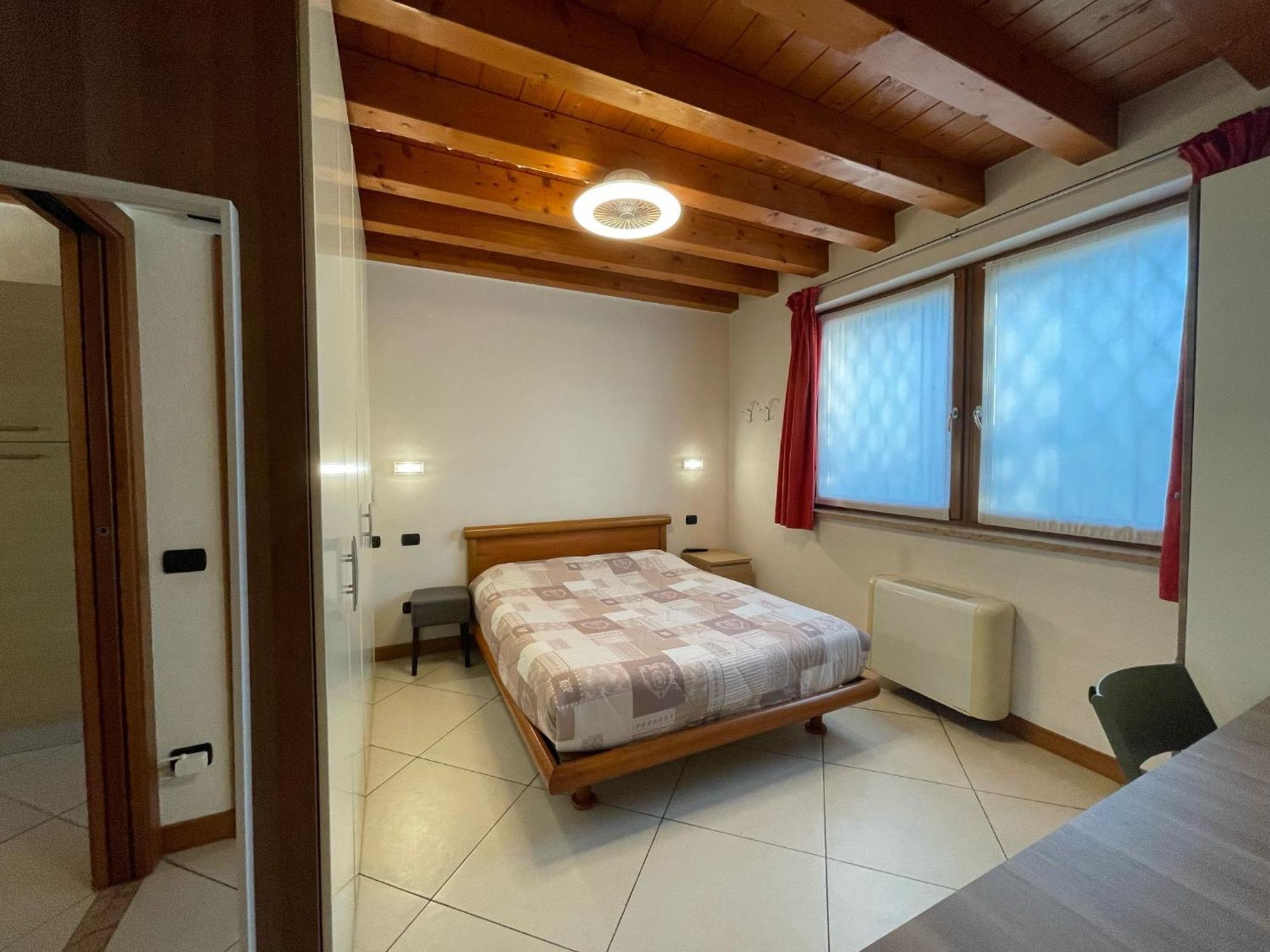Garda Lake - Appartamenti Castelnuovo del Garda Eksteriør billede